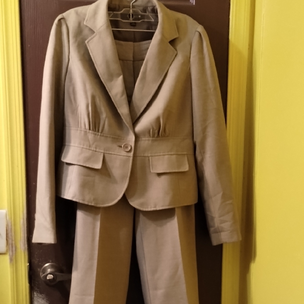 Nine West Beige Women's Suit